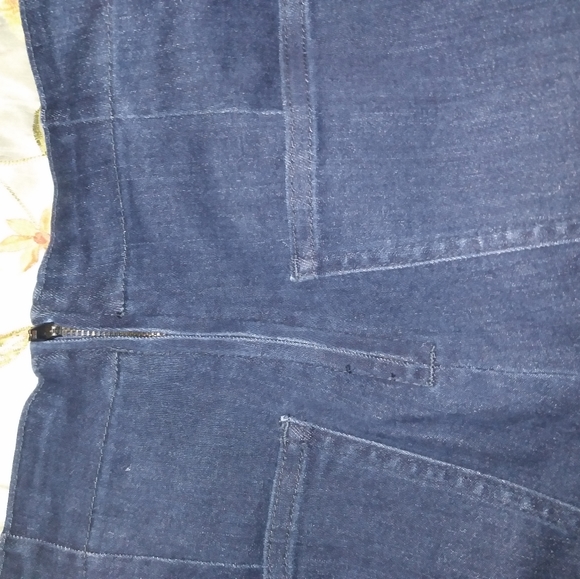 3 FOR $15 Forever 21 Jeans - Picture 8 of 9